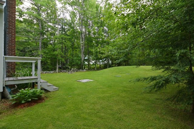 154 Leightons Corner Road, Strafford, NH 03884