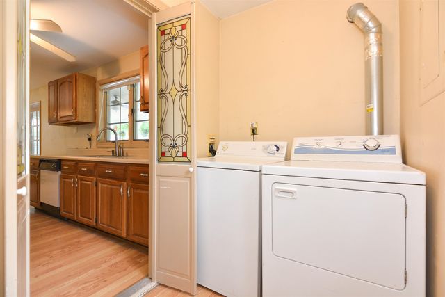 154 Leightons Corner Road, Strafford, NH 03884