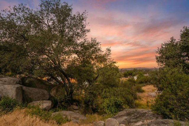 131 Ransom Hill Lane, Ramona, CA 92065