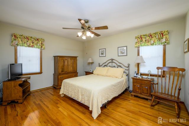 16 Sheinfine Avenue, South River, NJ 08882