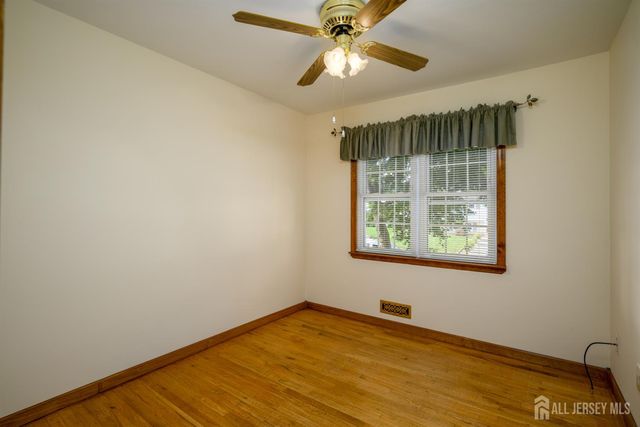 16 Sheinfine Avenue, South River, NJ 08882