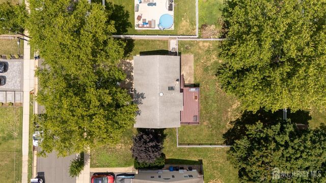 16 Sheinfine Avenue, South River, NJ 08882