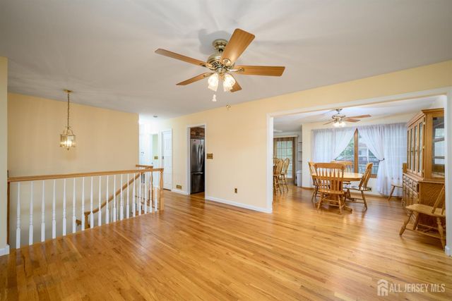 16 Sheinfine Avenue, South River, NJ 08882