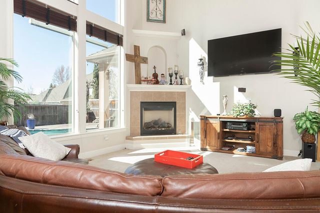 964 Pumpkin Ridge Drive, Eagle Point, OR 97524