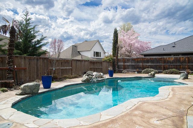 964 Pumpkin Ridge Drive, Eagle Point, OR 97524