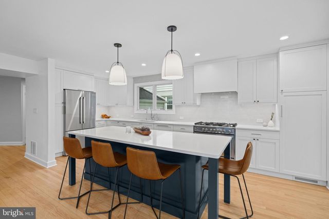 7301 SUMMIT AVE, Chevy Chase, MD 20815