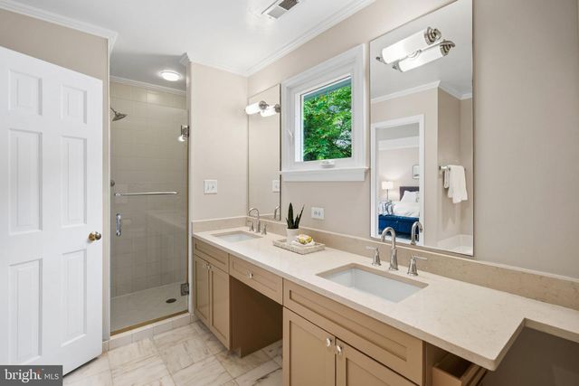 7301 SUMMIT AVE, Chevy Chase, MD 20815