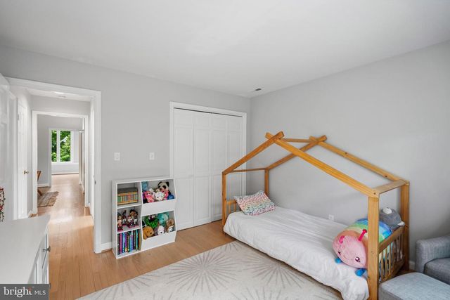 7301 SUMMIT AVE, Chevy Chase, MD 20815