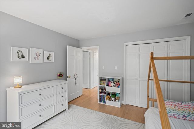 7301 SUMMIT AVE, Chevy Chase, MD 20815