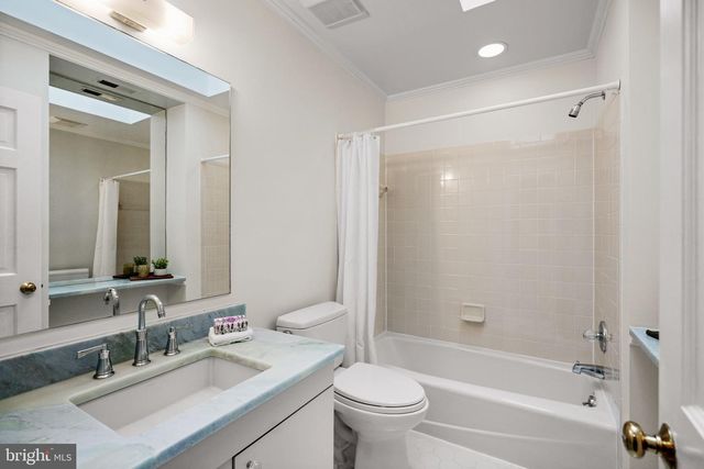 7301 SUMMIT AVE, Chevy Chase, MD 20815
