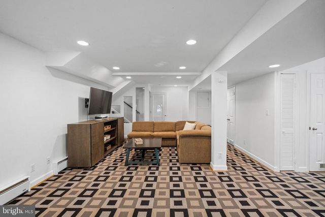 7301 SUMMIT AVE, Chevy Chase, MD 20815
