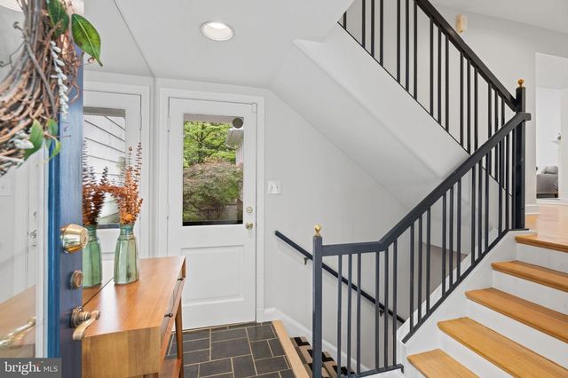 7301 SUMMIT AVE, Chevy Chase, MD 20815