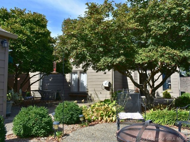 33 Abby Chase, Jeffersonville, IN 47130
