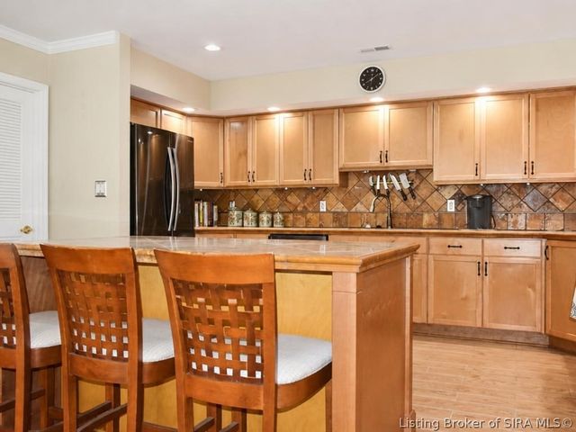 33 Abby Chase, Jeffersonville, IN 47130