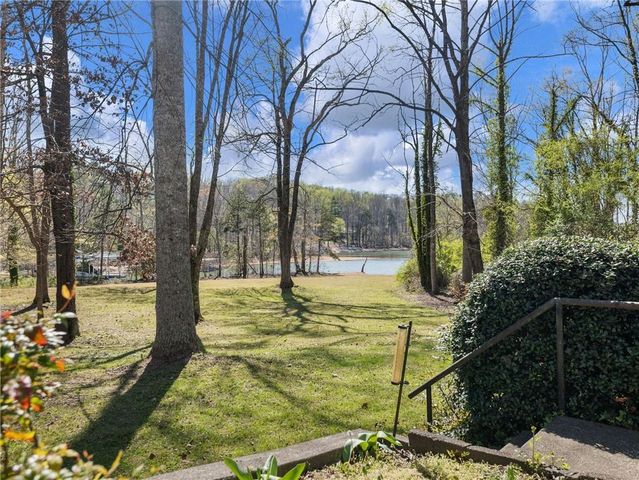 2741 Old Dawsonville Road, Gainesville, GA 30506