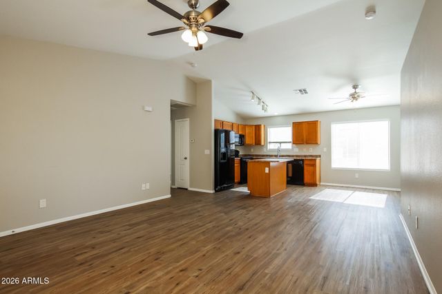 11017 W WILSHIRE Drive, Avondale, AZ 85392