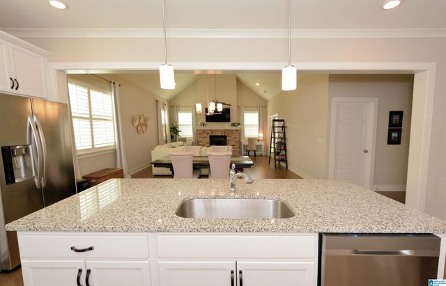 842 GRIFFIN PARK CIRCLE, Birmingham, AL 35242