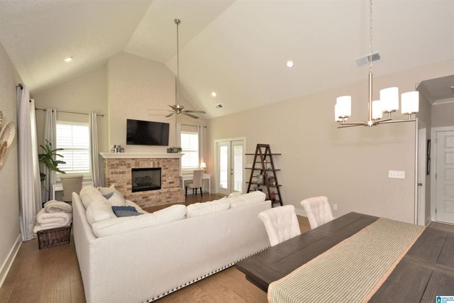 842 GRIFFIN PARK CIRCLE, Birmingham, AL 35242