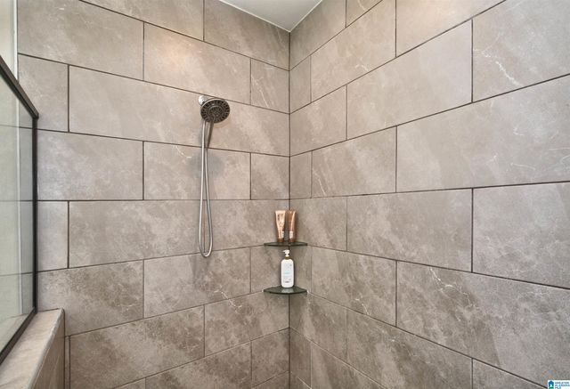 842 GRIFFIN PARK CIRCLE, Birmingham, AL 35242