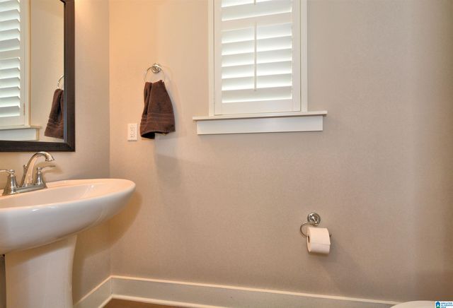 842 GRIFFIN PARK CIRCLE, Birmingham, AL 35242