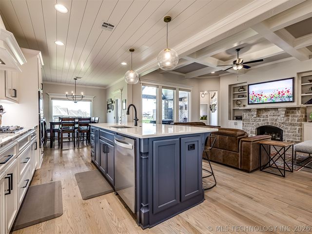 14709 E 79th Street North, Owasso, OK 74055