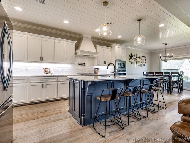 14709 E 79th Street North, Owasso, OK 74055