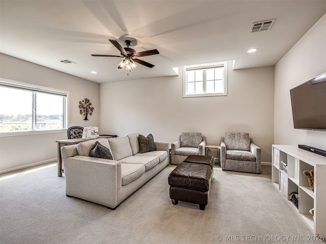 14709 E 79th Street North, Owasso, OK 74055