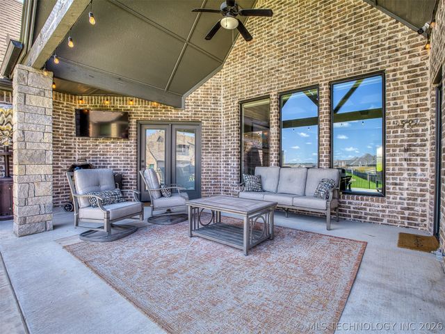 14709 E 79th Street North, Owasso, OK 74055