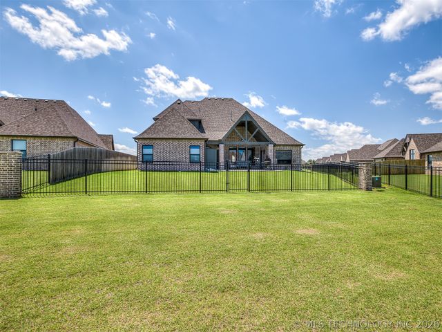 14709 E 79th Street North, Owasso, OK 74055