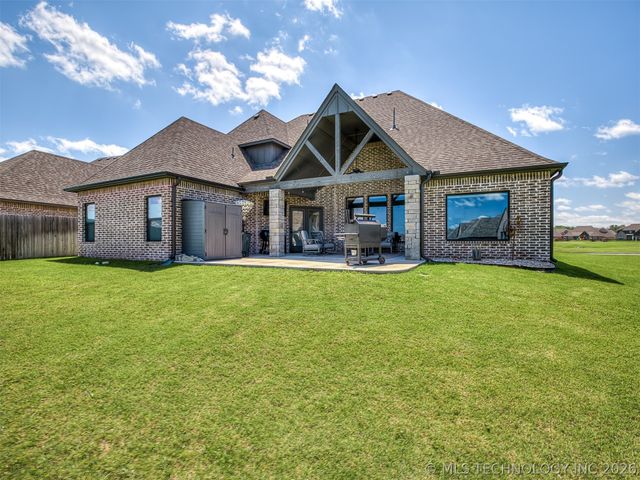 14709 E 79th Street North, Owasso, OK 74055