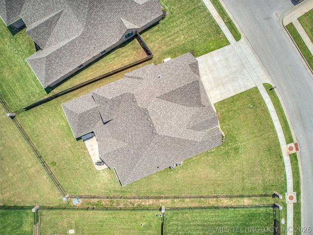14709 E 79th Street North, Owasso, OK 74055