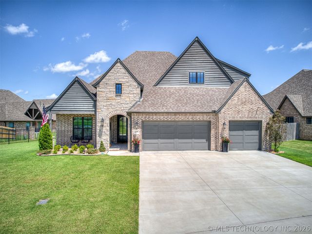 14709 E 79th Street North, Owasso, OK 74055