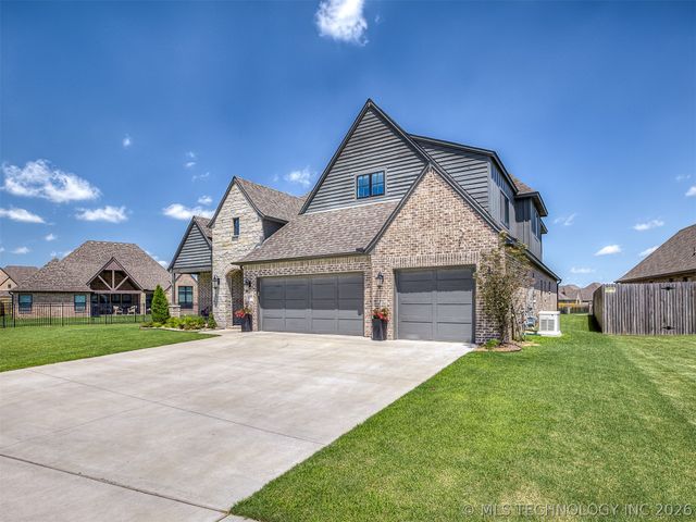 14709 E 79th Street North, Owasso, OK 74055