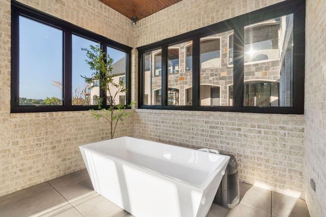 300 Ridgecrest Drive, Saddlebrooke, MO 65630