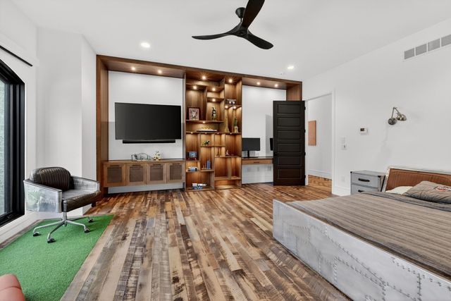 300 Ridgecrest Drive, Saddlebrooke, MO 65630