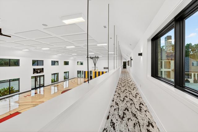 300 Ridgecrest Drive, Saddlebrooke, MO 65630