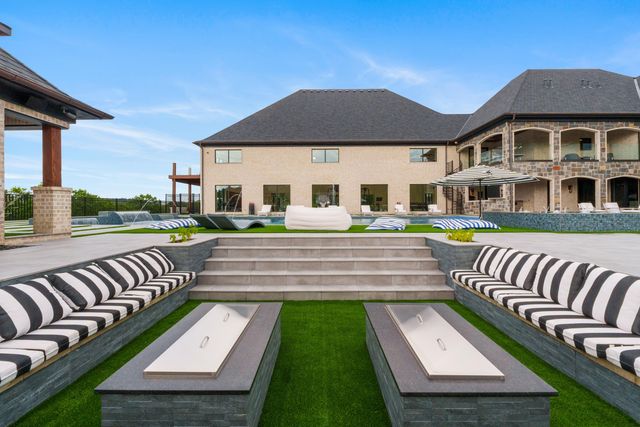 300 Ridgecrest Drive, Saddlebrooke, MO 65630