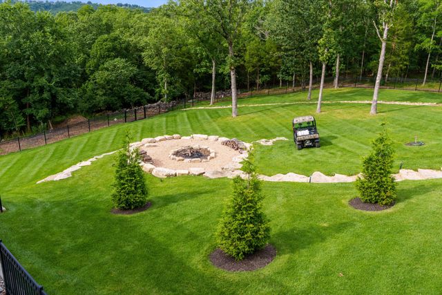 300 Ridgecrest Drive, Saddlebrooke, MO 65630