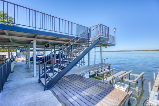 528 LIGHTHOUSE DR # 6, Horseshoe Bay, TX 78657