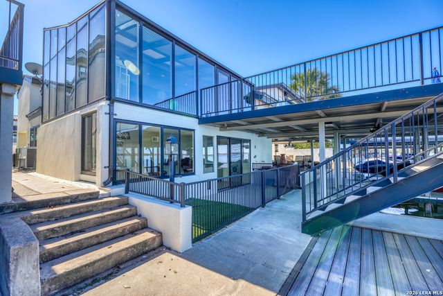 528 LIGHTHOUSE DR # 6, Horseshoe Bay, TX 78657