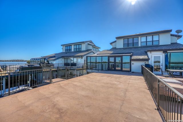 528 LIGHTHOUSE DR # 6, Horseshoe Bay, TX 78657