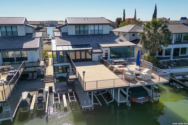 528 LIGHTHOUSE DR # 6, Horseshoe Bay, TX 78657
