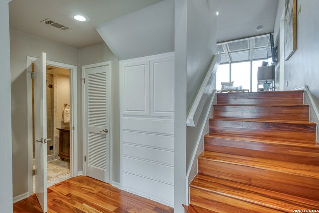 528 LIGHTHOUSE DR # 6, Horseshoe Bay, TX 78657