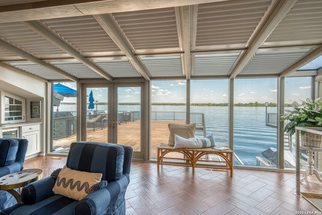 528 LIGHTHOUSE DR # 6, Horseshoe Bay, TX 78657