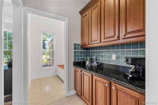 16223 Oak Forest Court, Northville Township, MI 48168