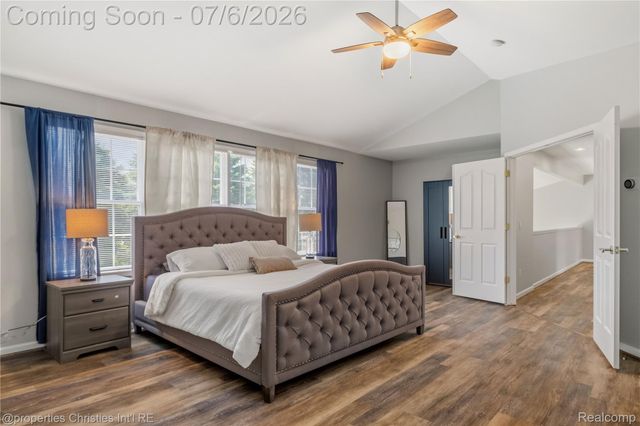 16223 Oak Forest Court, Northville Township, MI 48168