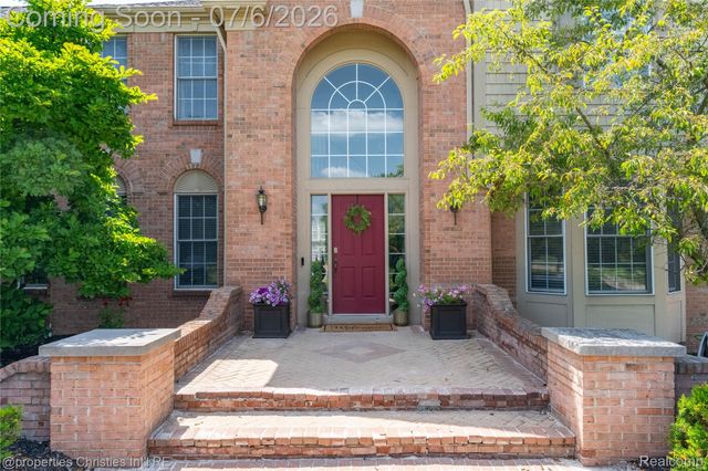 16223 Oak Forest Court, Northville Township, MI 48168