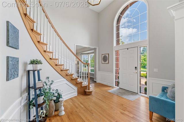 16223 Oak Forest Court, Northville Township, MI 48168