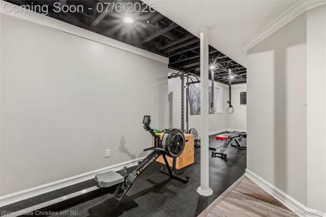 16223 Oak Forest Court, Northville Township, MI 48168