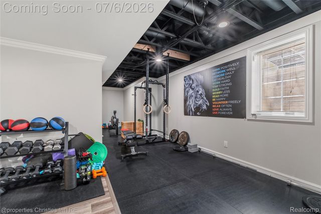 16223 Oak Forest Court, Northville Township, MI 48168